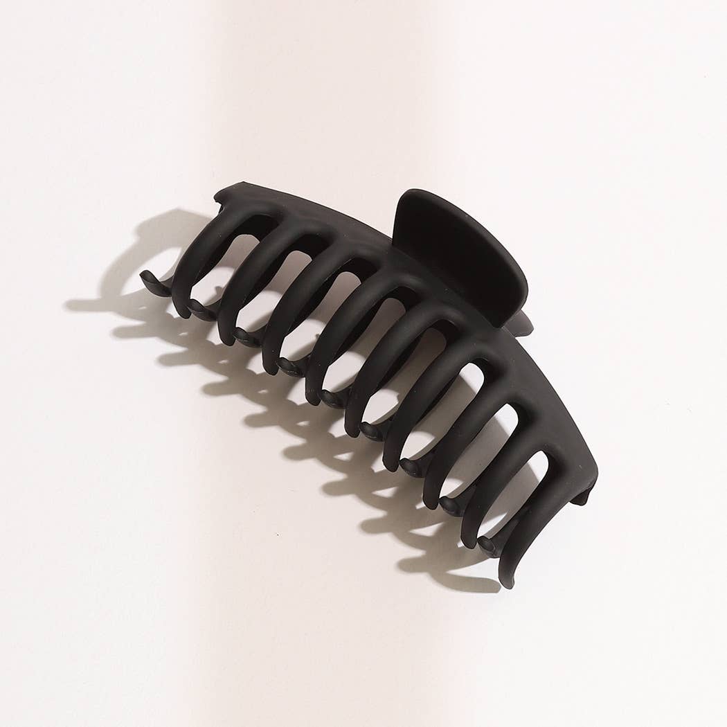 Fashion City - Solid Colored Oval Large Hair Claw Clips